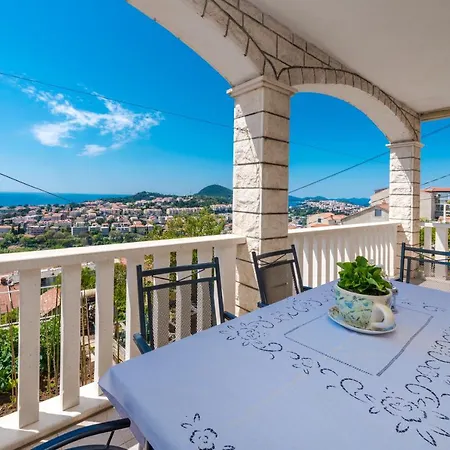 Apartman Lovely