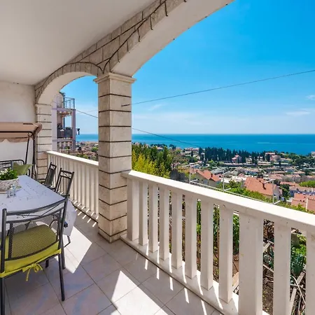 Lovely Apartment *